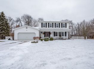 5365 Deer Ridge Rd, Jackson, MI 49201