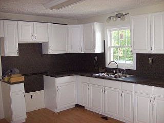2nd image of 1204 Porter Ln