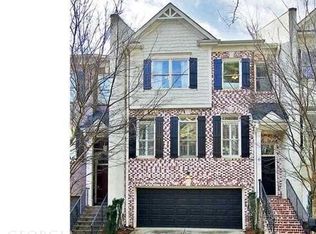 8 Oakhurst Common Dr, Decatur, GA 30030