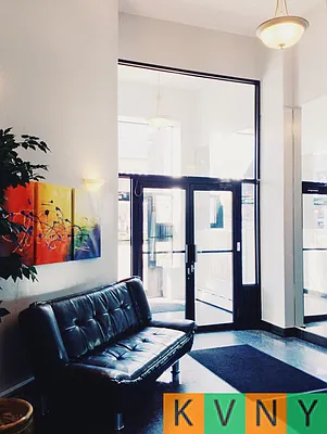 Rented by KVNY Soho | media 63