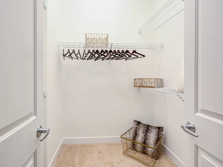 3400 W Stonegate Blvd — Photo 7