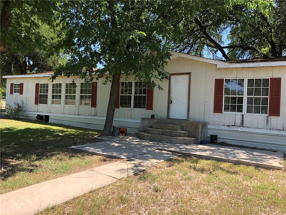 1st image of 386 Slawson Ln