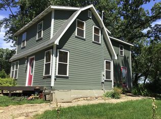 481 E Mall Ct, Edgerton, WI 53534