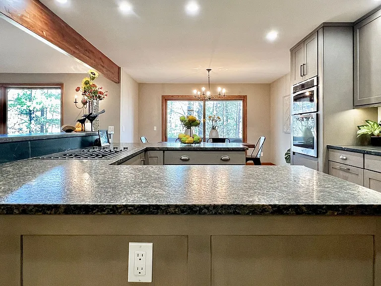 6245 Summit Ct — Photo 19