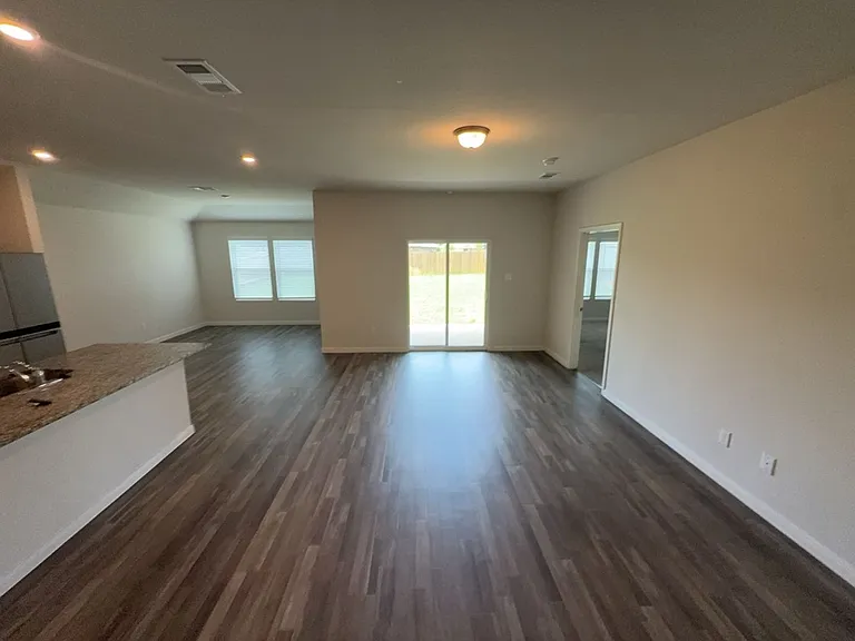 3637 Silver Maple Ln — Photo 5