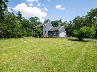 33 Hillside Rd, Kingston, NH 03848