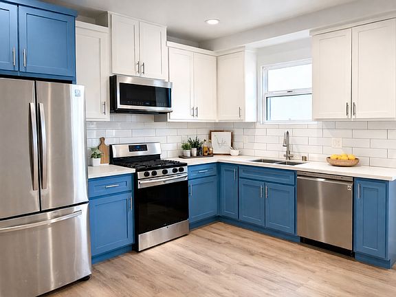 2nd image of 3918 Brighton Ave Unit 2
