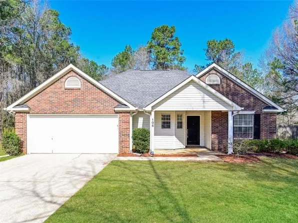 106 Emerald Ln, Hampton, GA 30228