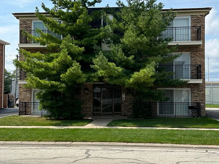 12248 S Spencer St #2N — Photo 7