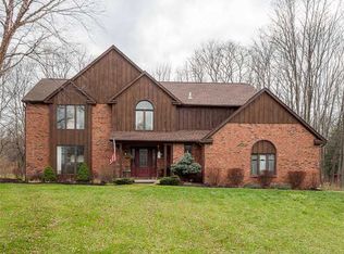 1527 Center St, East Aurora, NY 14052