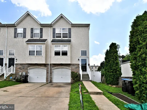 724 Cedar Ln, Norristown, PA 19401