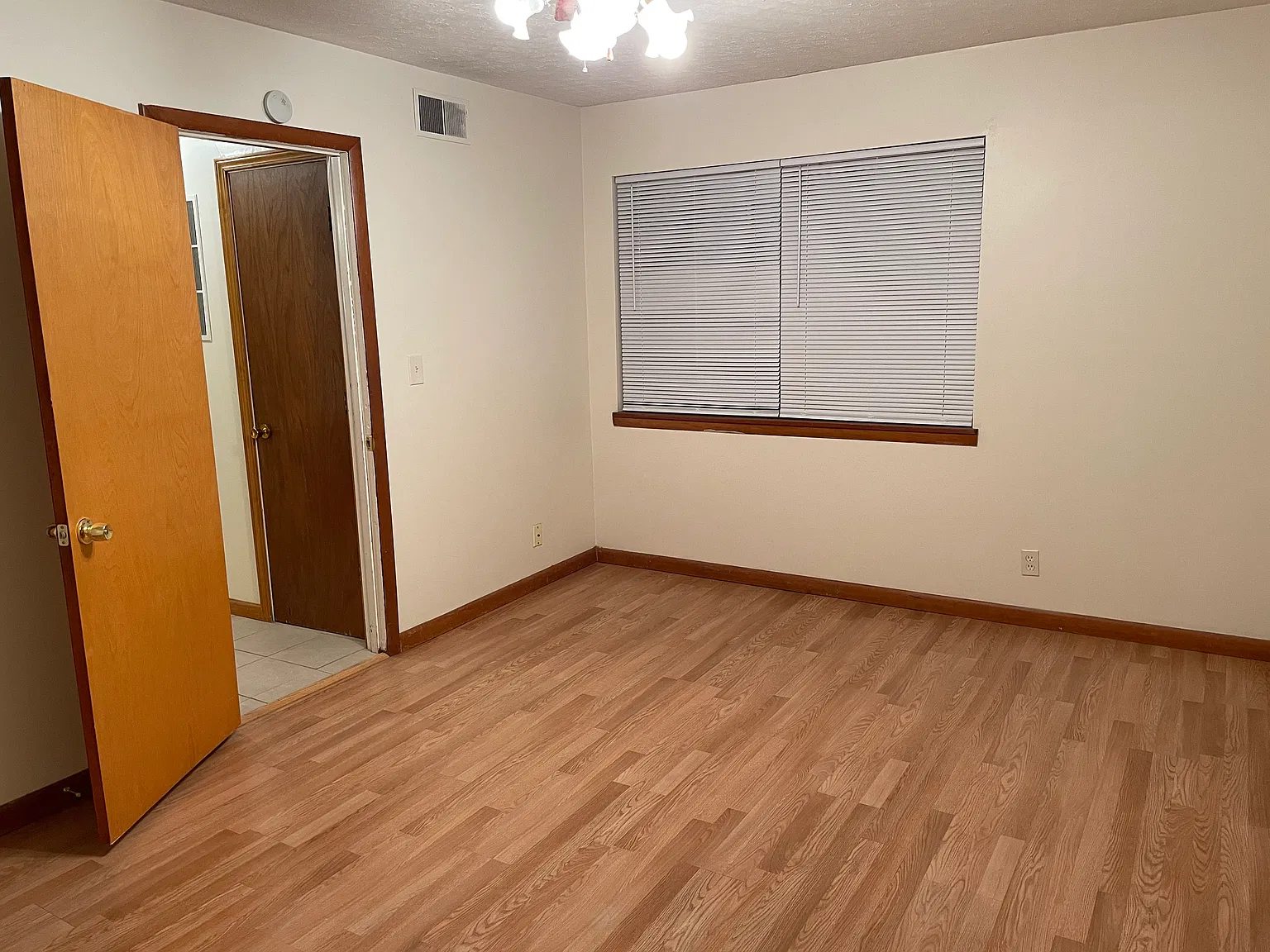 1 bed, 700 sqft, $625 — Photo 4