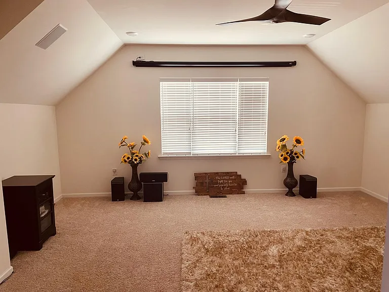 4860 Lily Garden Dr — Photo 44