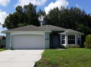 1845 5th St, Vero Beach, FL 32962