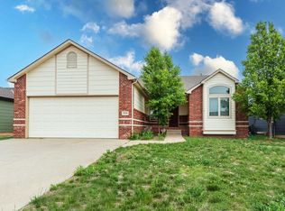 2646 E Burlington St, Wichita, KS 67219