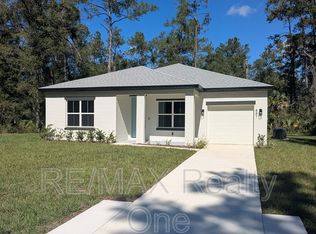 887 E Weldon Ln, Citrus Springs, FL 34434