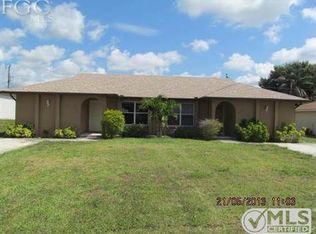611 SE Van Loon Ter, Cape Coral, FL 33990