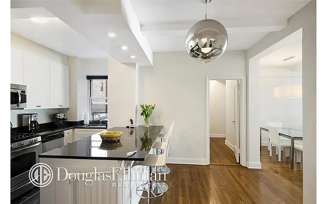 Sold by Douglas Elliman | media 10