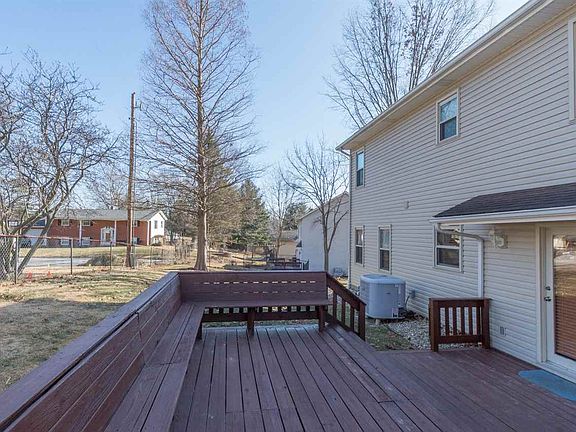 5th image of 3783 S Bainbridge Dr