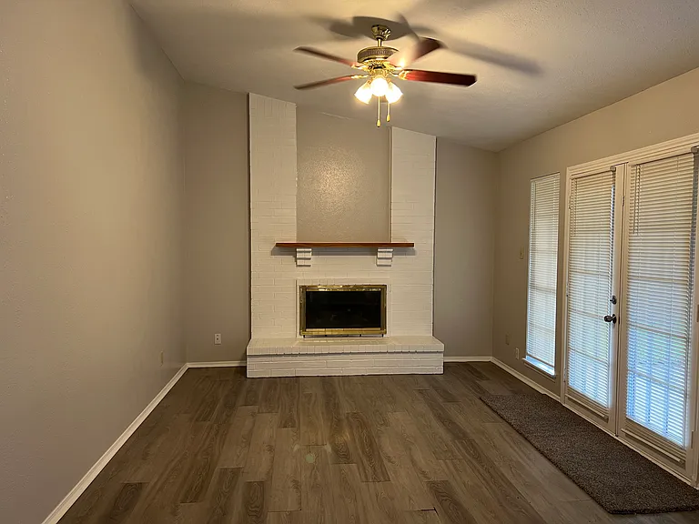 1519 Carlsbad Dr — Photo 10