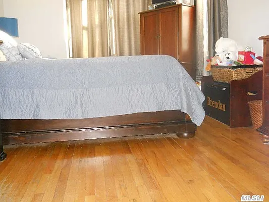 Sold by Century 21 Benjamin Realty | media 1