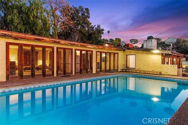 1st image of 9344 Ventura Way