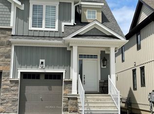 146 Sycamore St, The Blue Mountains, ON L9Y 4E2