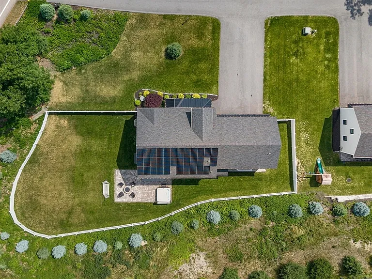 1 Lincoln Ct — Photo 40