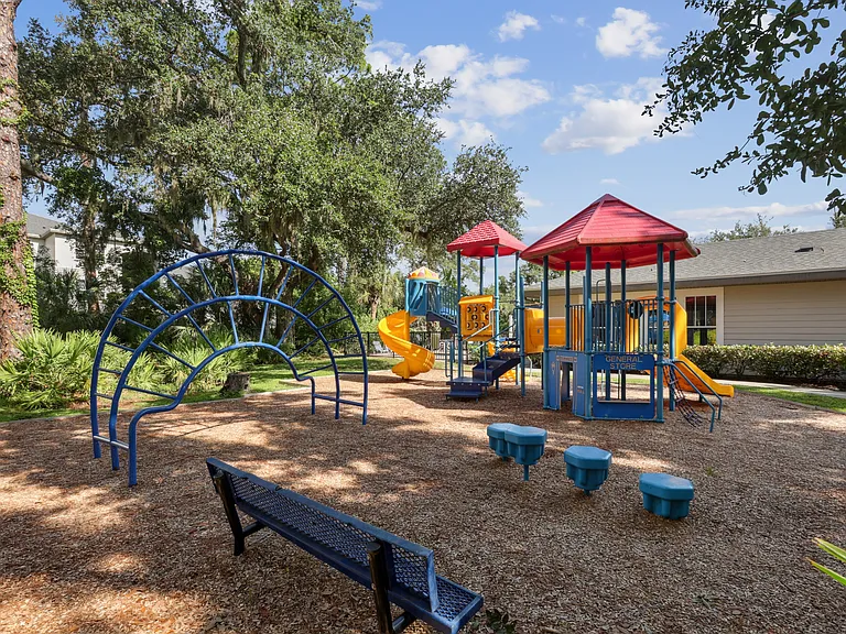 Grande Court Apartments at North Port — Photo 3