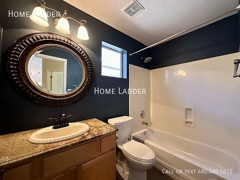 445 E Cantebria Dr — Photo 18