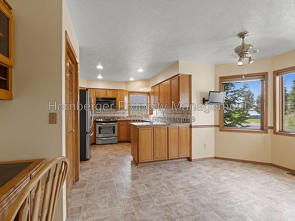 2nd image of 9811 N Comanche Dr