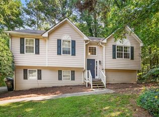 580 Remington Ln, Acworth, GA 30101