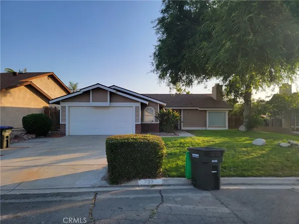 733 Piccadilly Sq, Hemet, CA 92544
