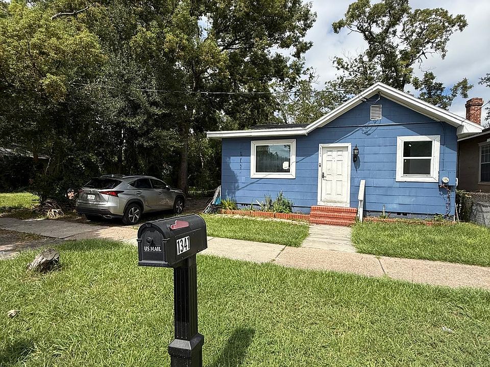 1st image of 1341 W 6TH Street