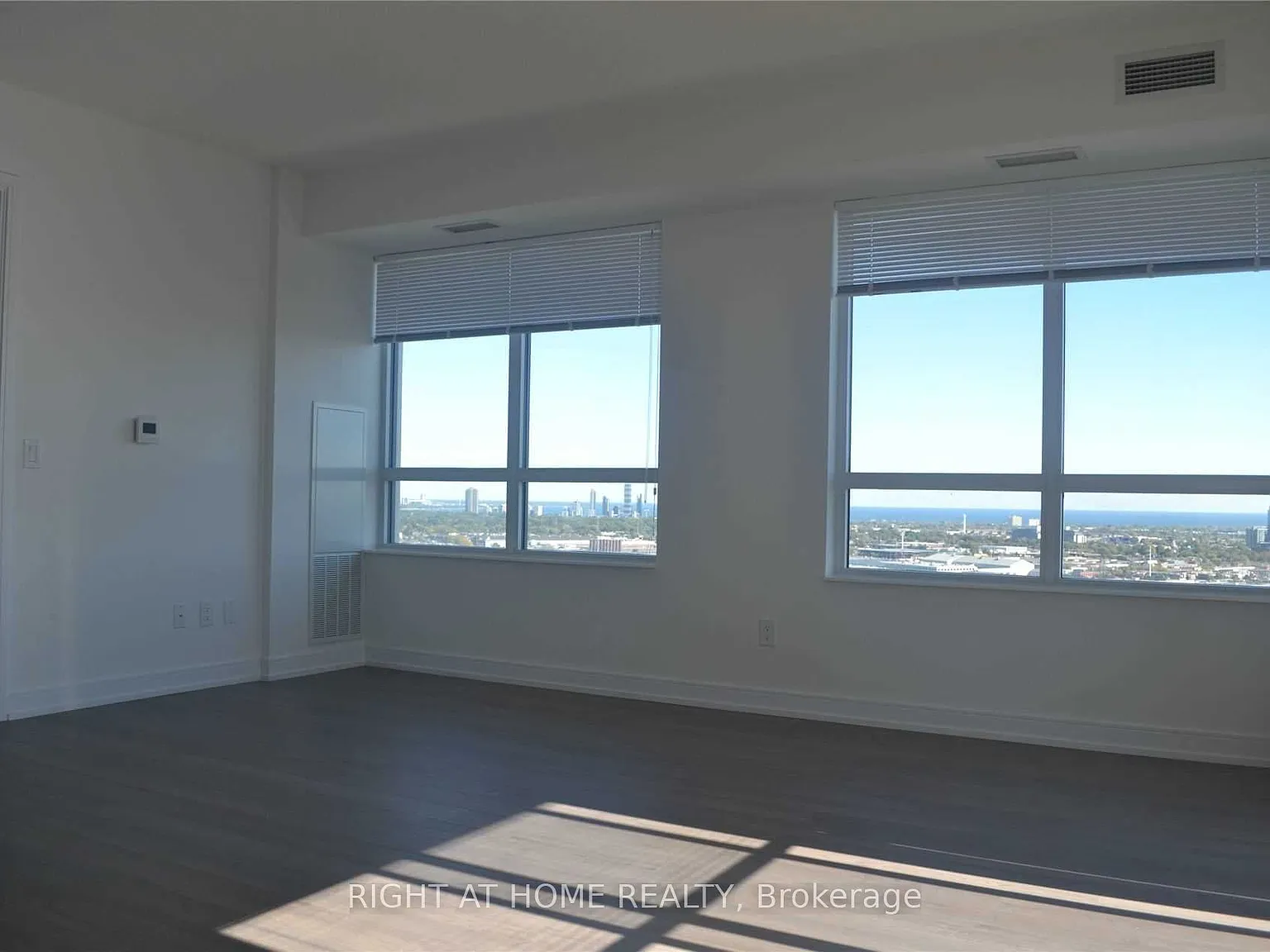 2 bed, $2,650 — Photo 4