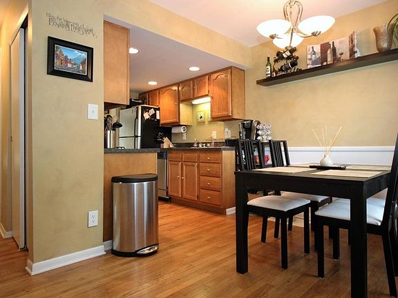 4th image of 2564 Scioto View Ln