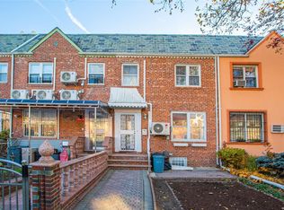 14812 61st Rd, Flushing, NY 11367