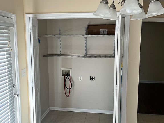 5th image of 3027 Barneys Ln NE #3027