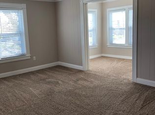 1625 Gar Hwy APT 3, Swansea, MA 02777