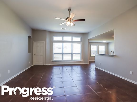 3rd image of 18822 Sawyer Run Ln