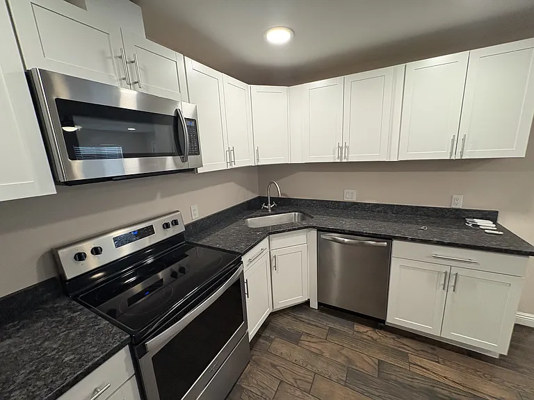 3522 E Bellevue St — Photo 12