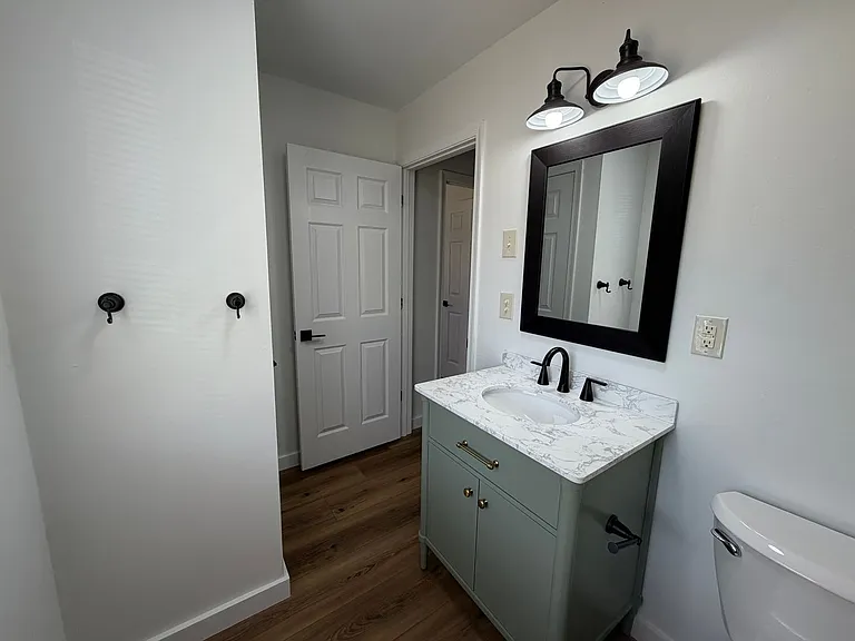 813 Ridge St — Photo 23