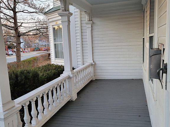 Relaxing front porch