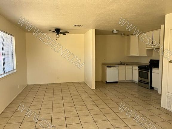 38715 Larkin Ave APT 3, Palmdale, CA 93550 | Zillow