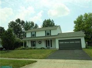2315 Blodwen Cir, Grove City, OH