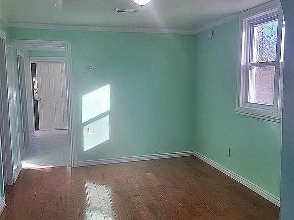 3rd image of 113 Wohlers Ave