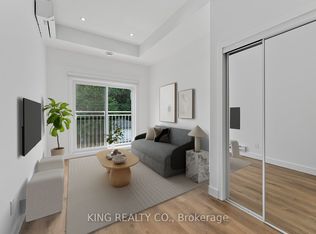 2219 Dundas St W #202, Toronto, ON M6R1X6