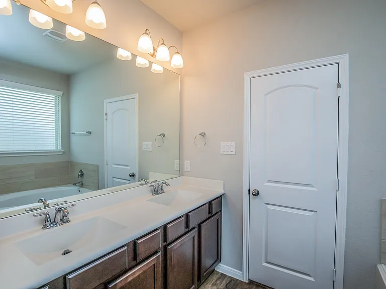 14358 Whitetop Peak Ct — Photo 12