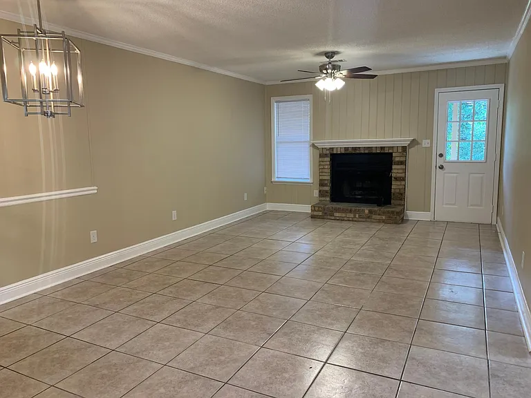 3692 Donovan Dr #C — Photo 8
