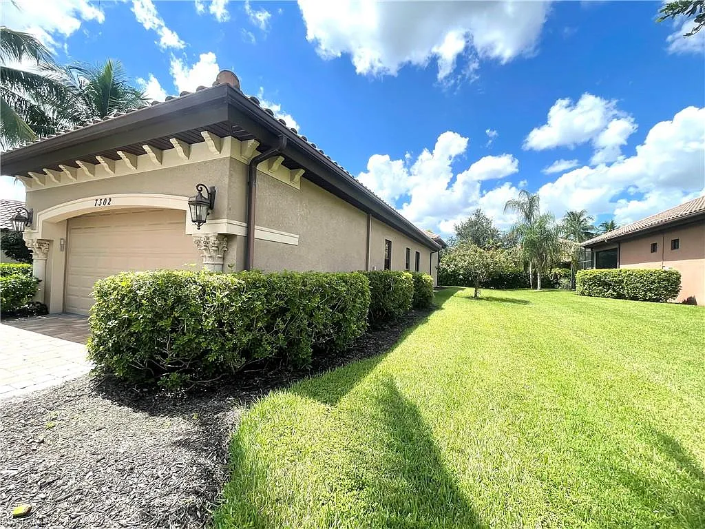 3 bed, 3.0 bath, 2300 sqft, $7,000 — Photo 3